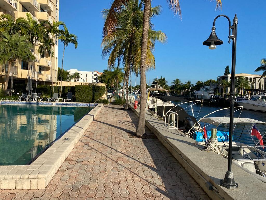2350 NE 135th St # 914, North Miami FL 33181