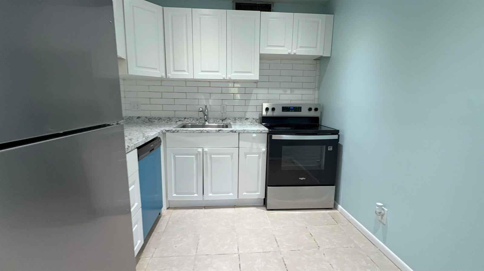 12009 Poinciana Boulevard # 202, Royal Palm Beach FL 33411 photo 2