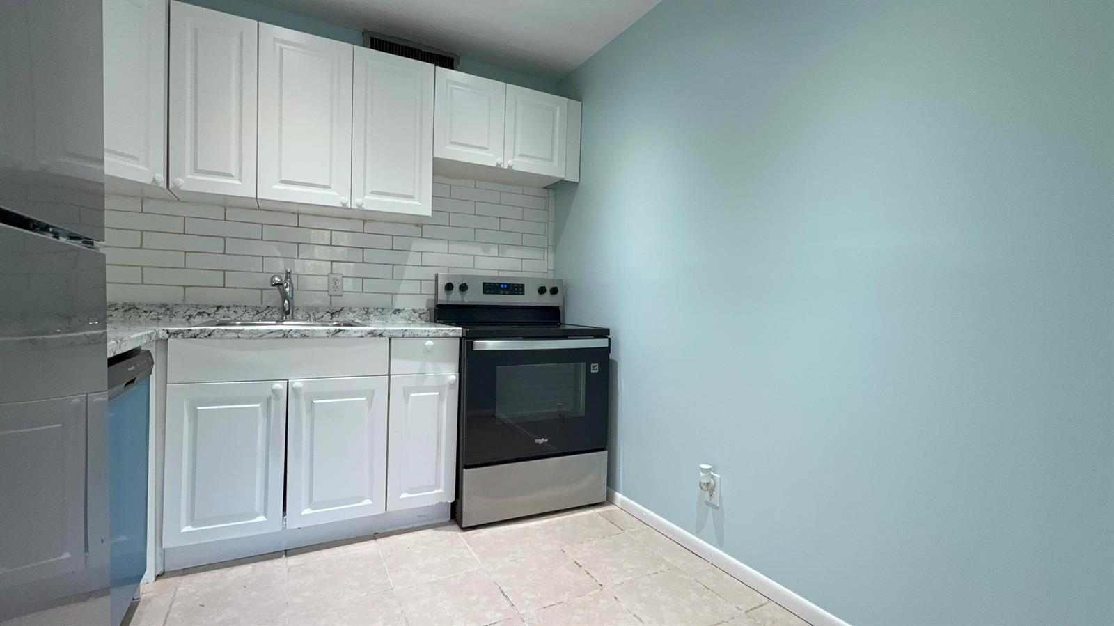 12009 Poinciana Boulevard # 202, Royal Palm Beach FL 33411 photo 3