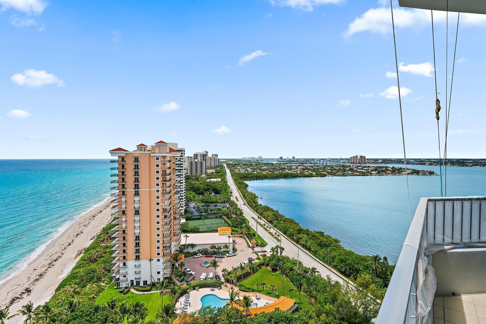 5200 N Ocean Drive, Singer Island FL 33404 photo 4
