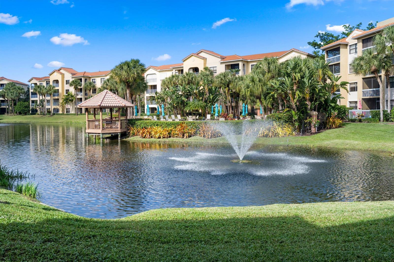 600 Uno Lago Drive # 104, Juno Beach FL 33408
