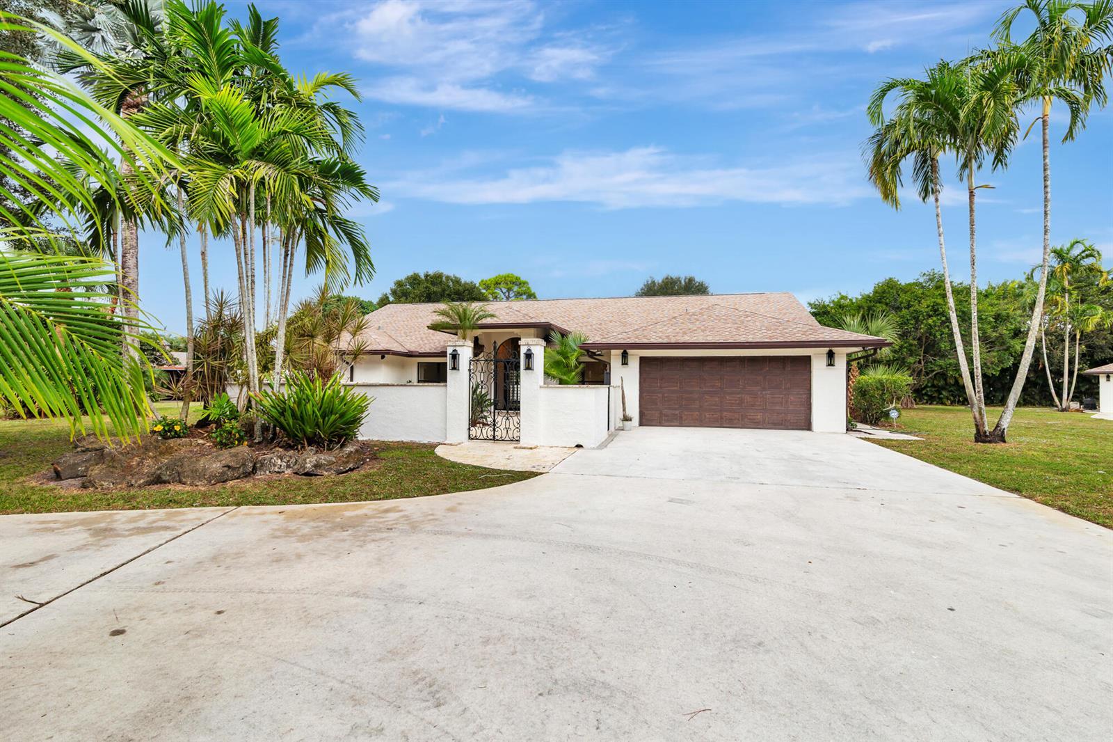 6725 Katherine Road, West Palm Beach FL 33413 photo 4