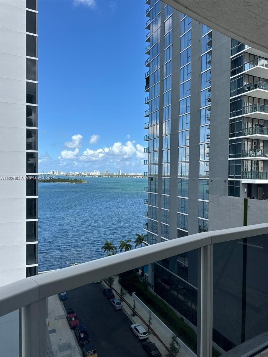 601 NE 23 ST # 1103, Miami FL 33137 photo 2