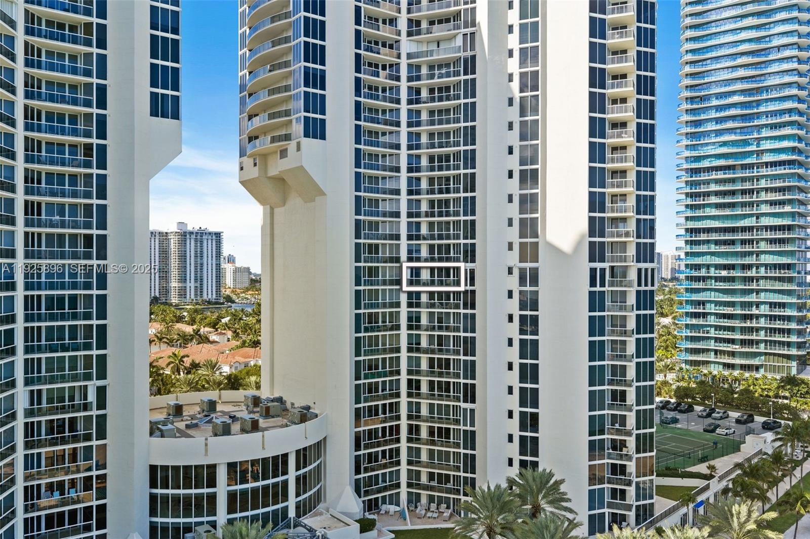 19333 E Collins Ave # 1402, Sunny Isles Beach FL 33160 photo 4