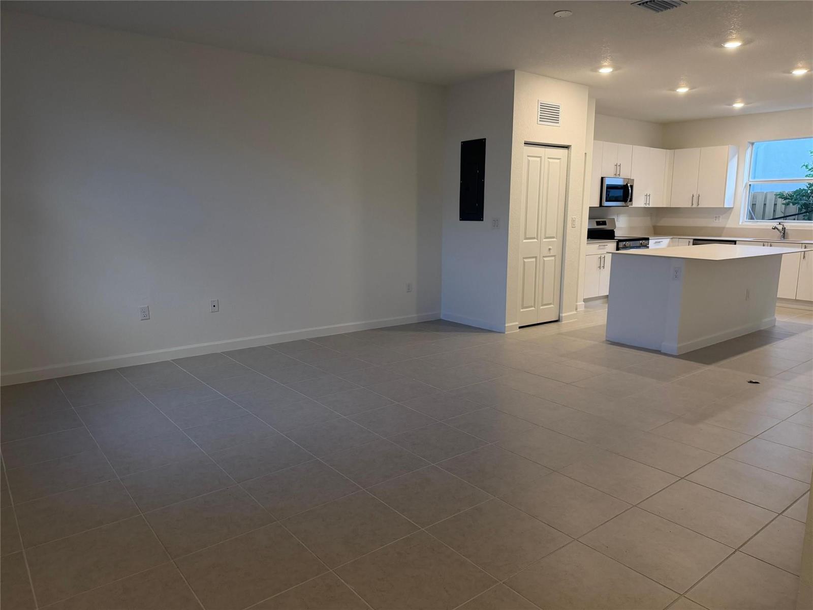 1131 SE 2 Street, Florida City FL 33034 photo 5
