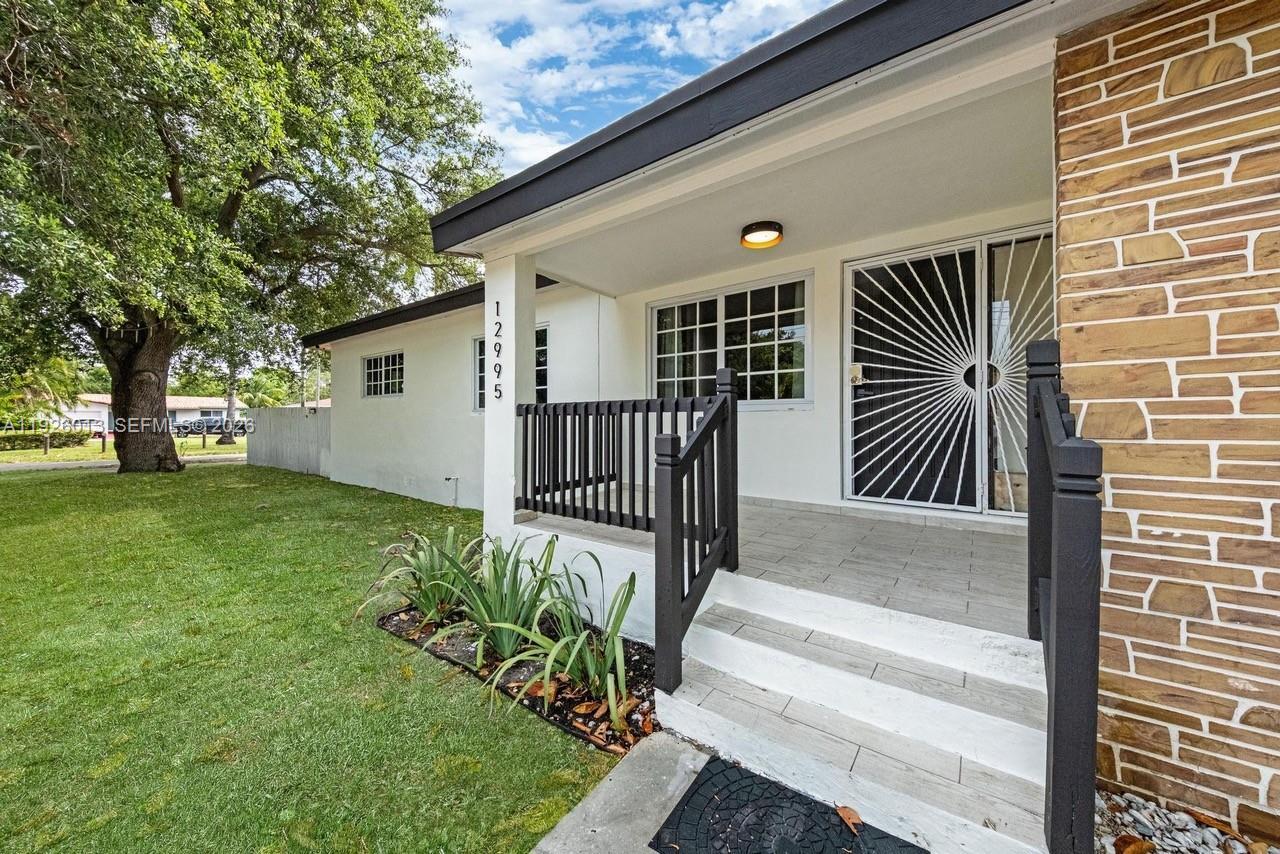 12995 NE 5th Ave, North Miami FL 33161 photo 2