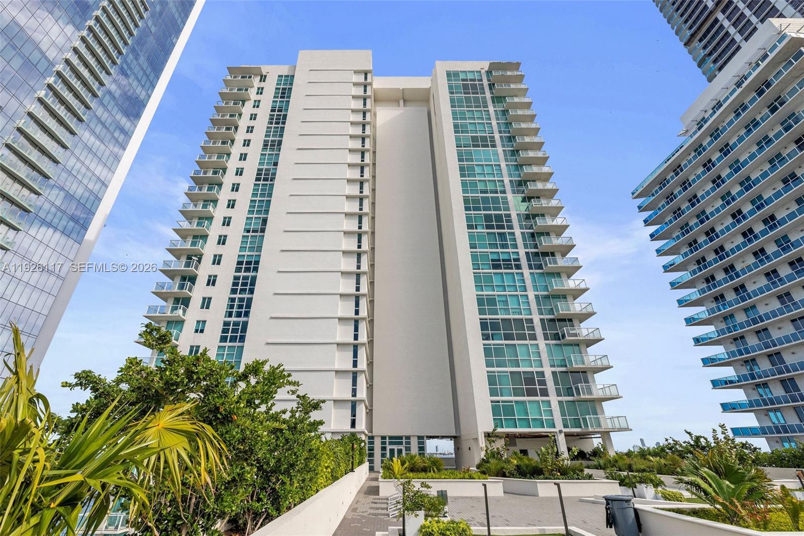 665 NE 25th St # 1801, Miami FL 33137