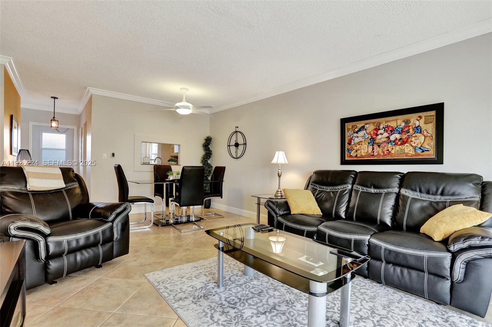 4806 NW 36th St # 605, Lauderdale Lakes FL 33319
