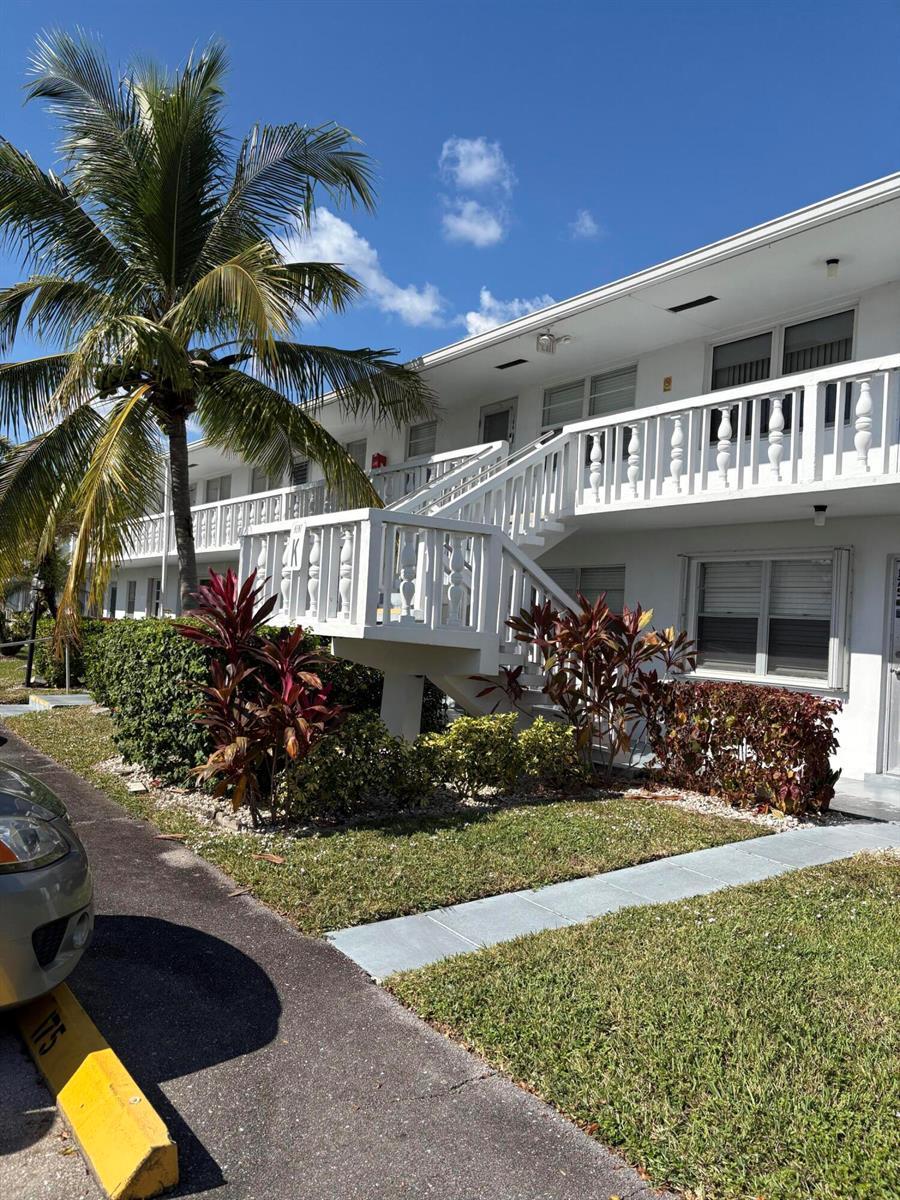 186 Kent K, West Palm Beach FL 33417 photo 5