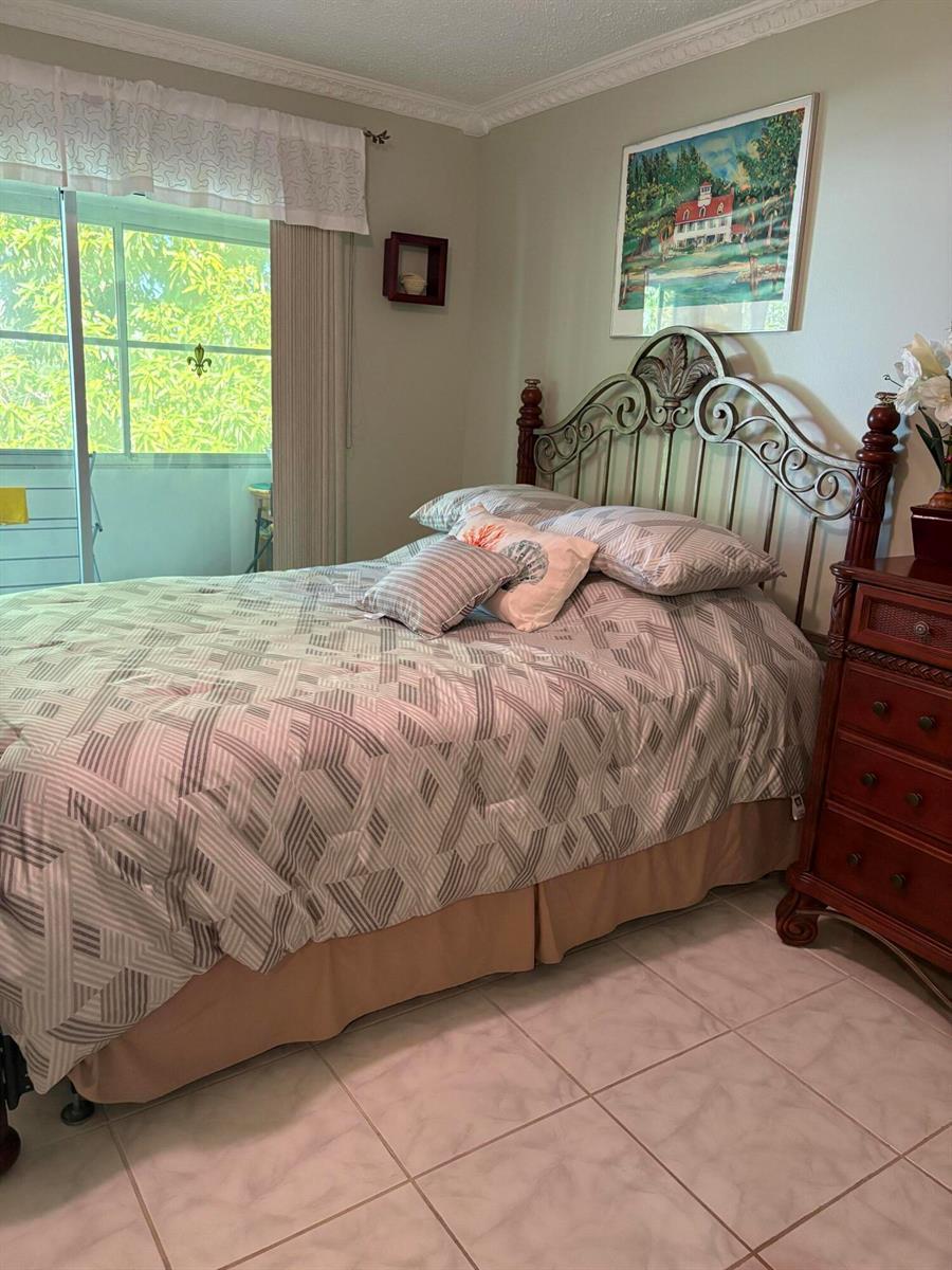 186 Kent K, West Palm Beach FL 33417 photo 4