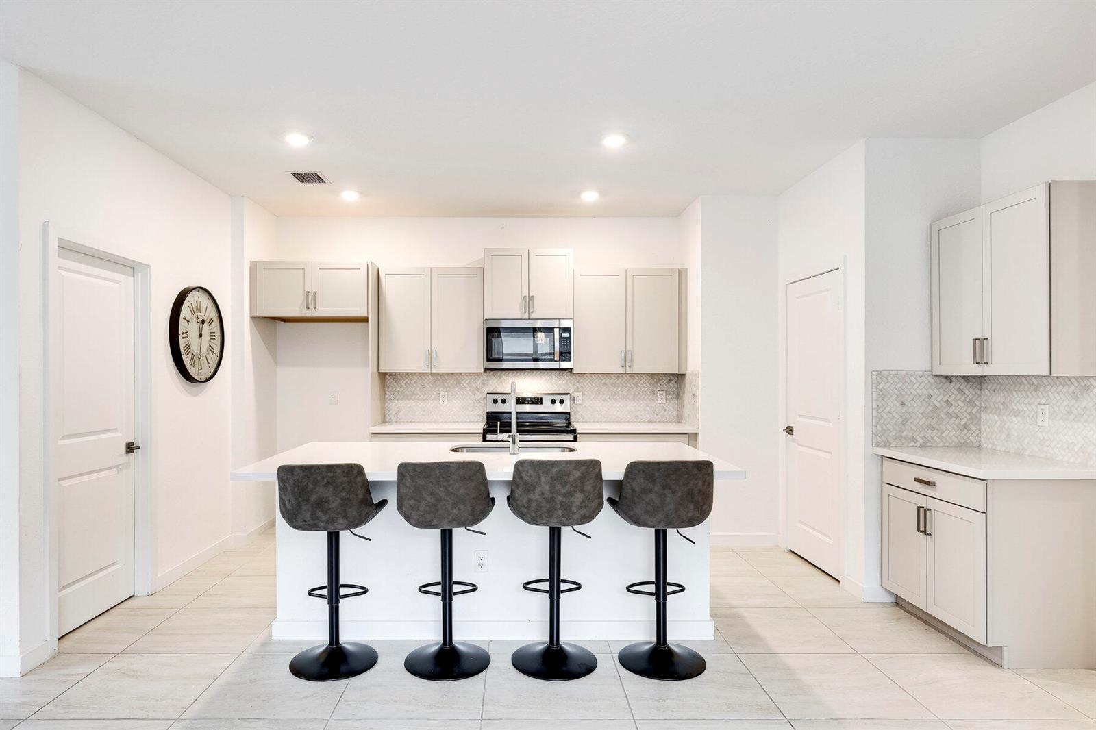 2444 Timber Forest Drive, West Palm Beach FL 33415 photo 2