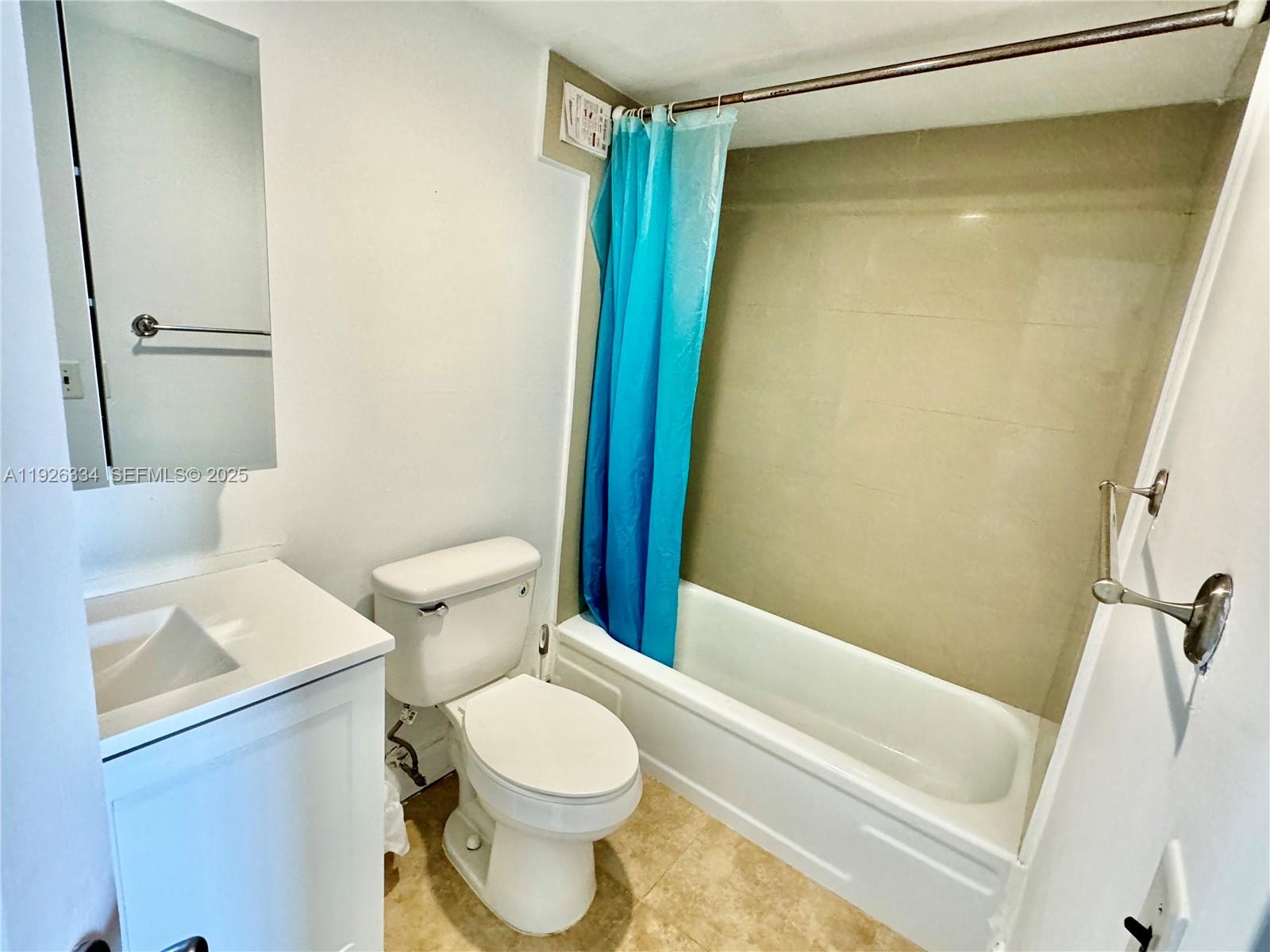 801 Three Islands Blvd # 417, Hallandale Beach FL 33009 photo 2