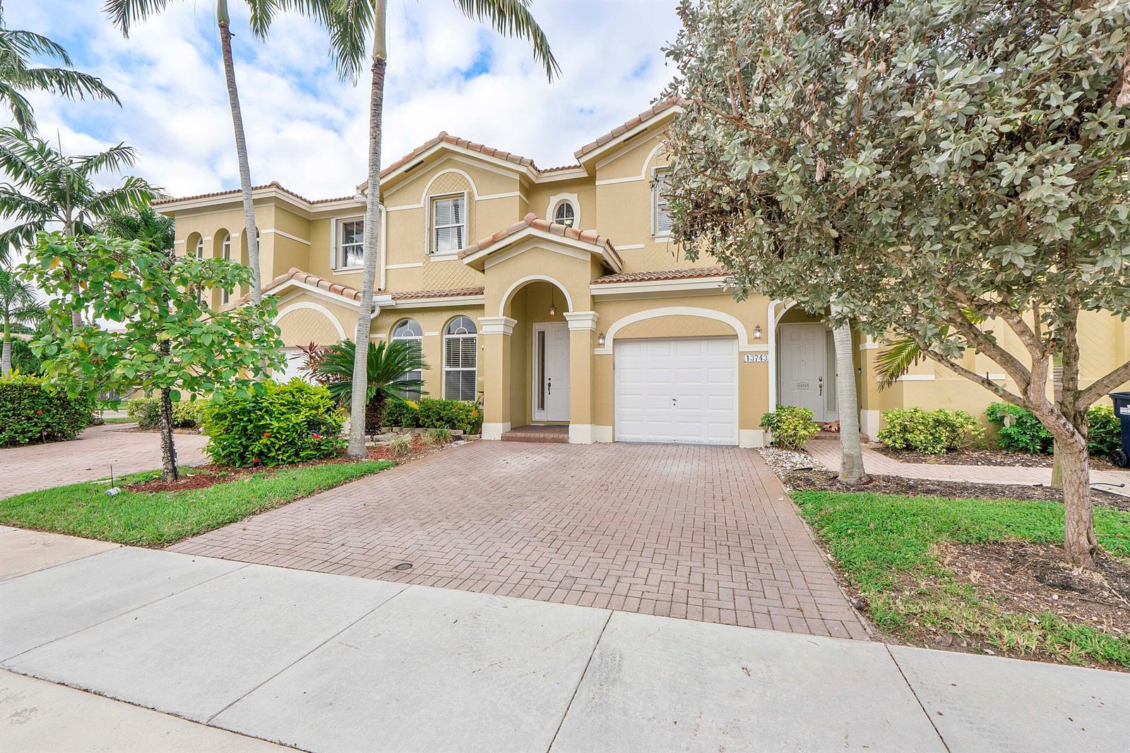 13743 SW 116th Terrace, Miami FL 33186 photo 3