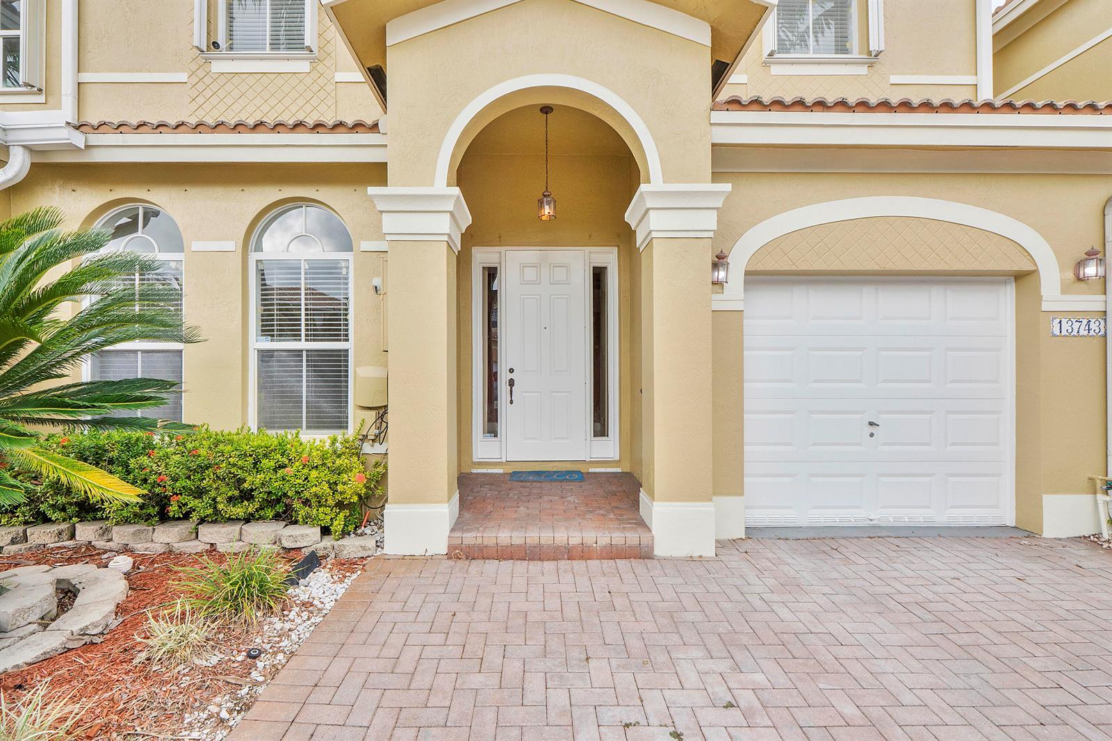 13743 SW 116th Terrace, Miami FL 33186 photo 4