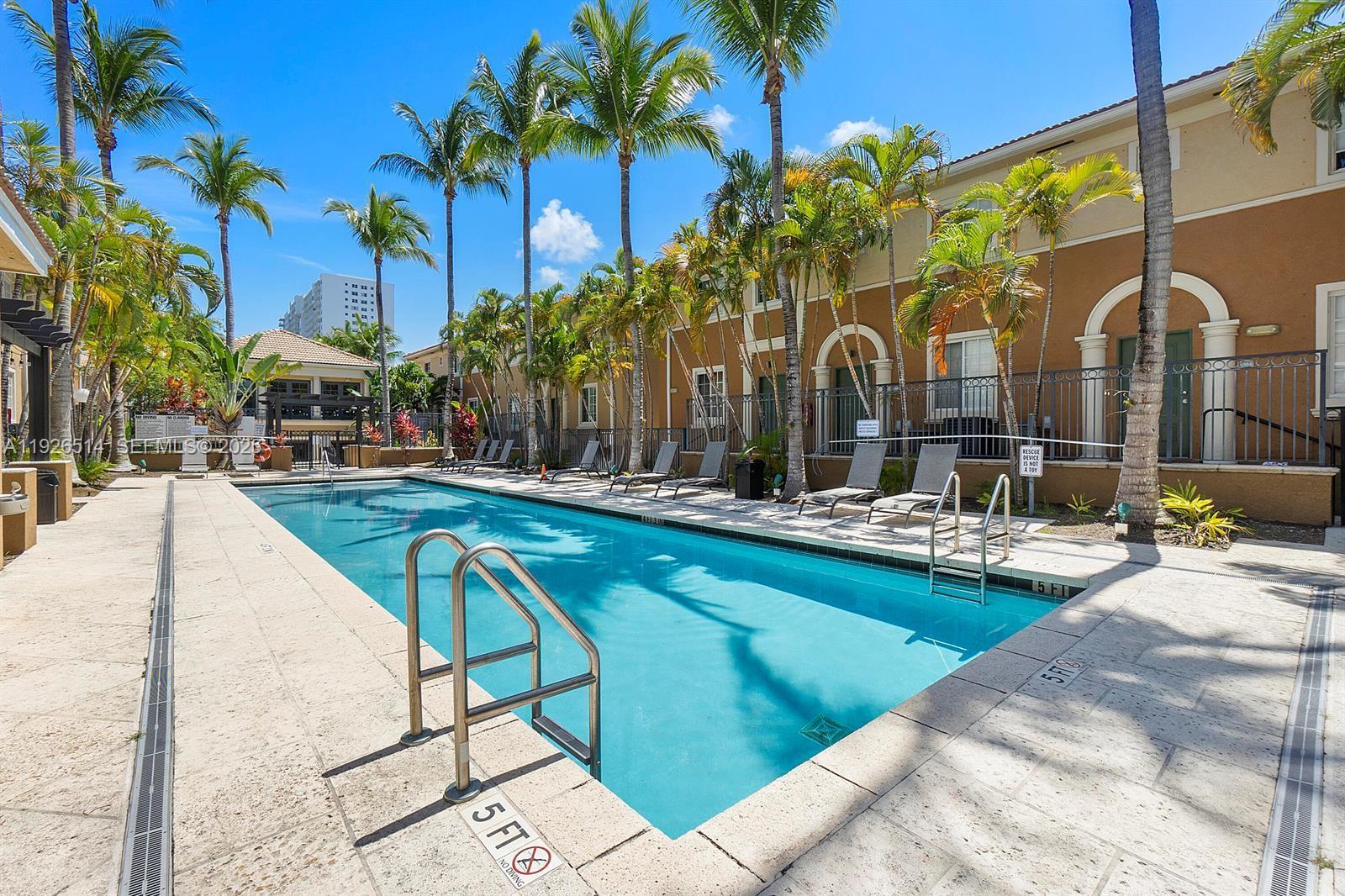 2871 NE 185th St # 205, Aventura FL 33180 photo 2