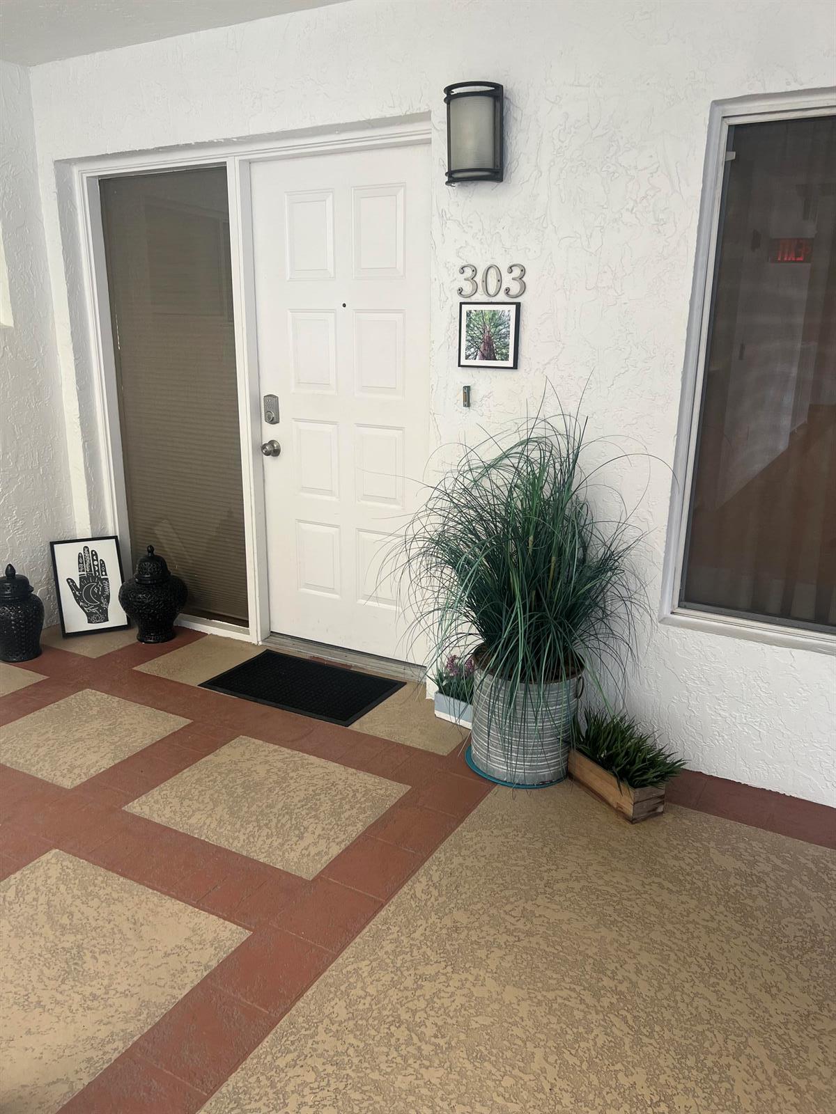 7370 Orangewood Lane # 303, Boca Raton FL 33433
