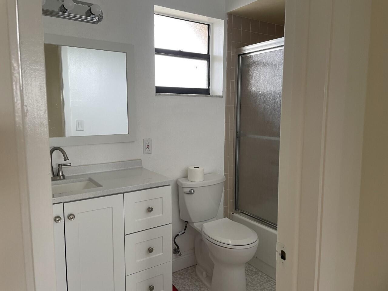 4640 Lucerne Lakes Boulevard W # 605, Lake Worth FL 33467 photo 4