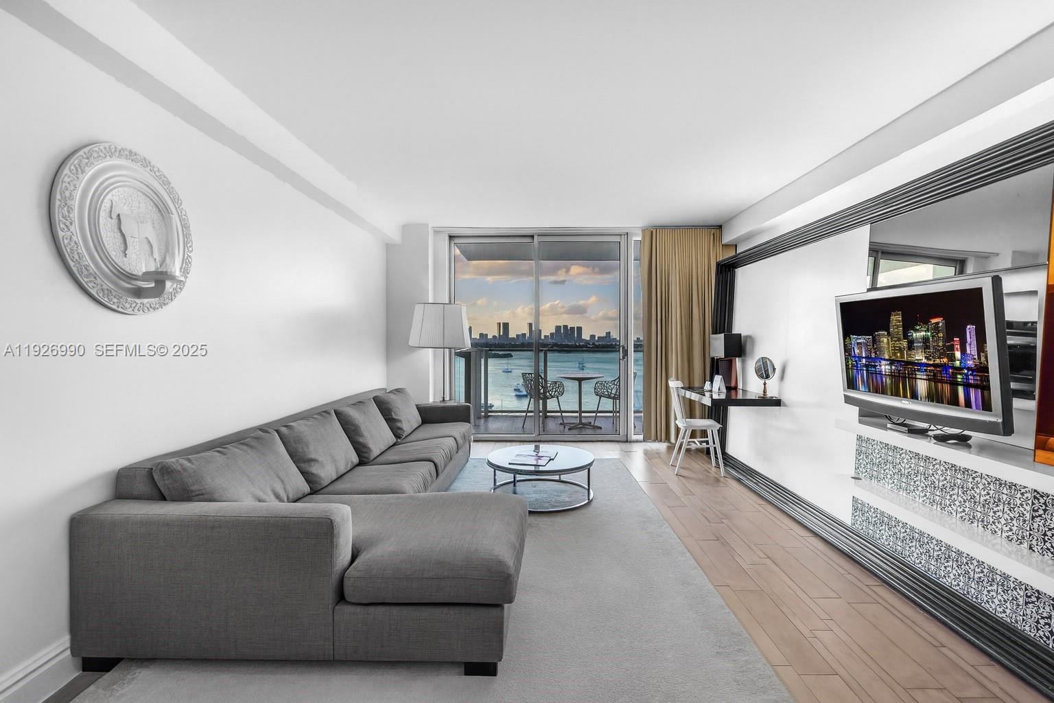 1100 west avenue # 1420, Miami Beach FL 33139