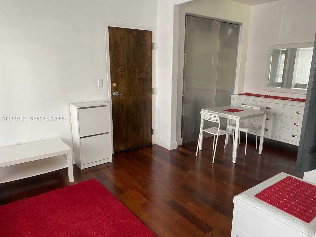 526 15 ST # 2, Miami Beach FL 33139 photo 3