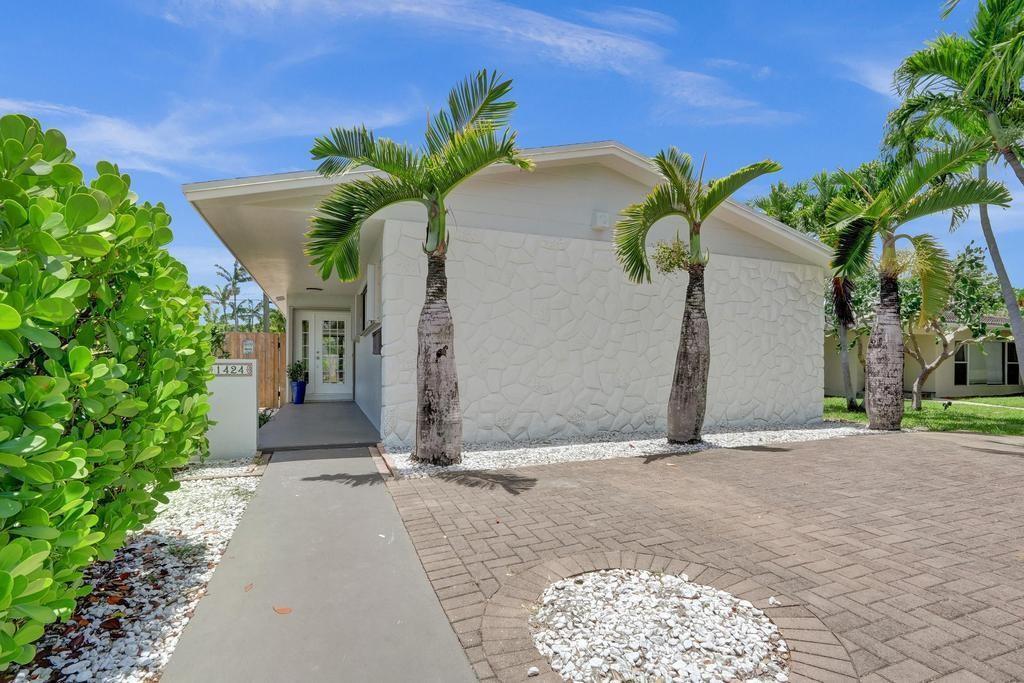 1424 Adams Street, Hollywood FL 33020 photo 2