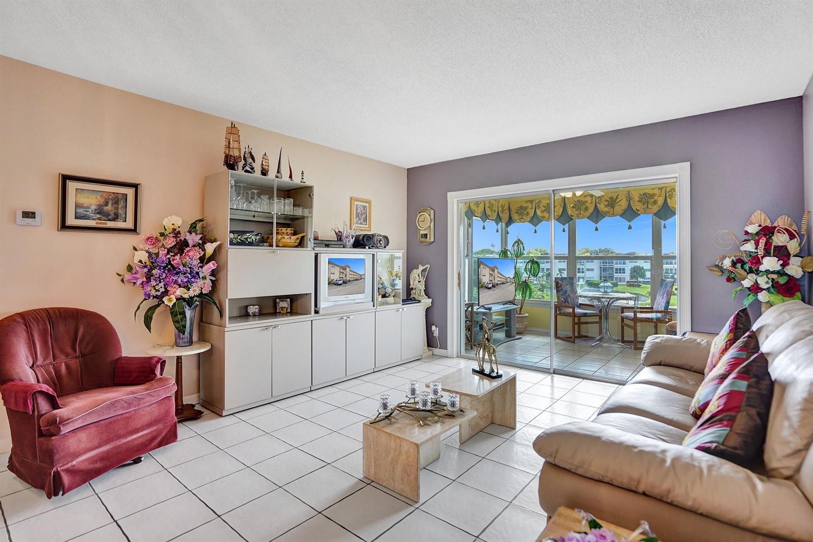 4800 NW 35th Street # 612, Lauderdale Lakes FL 33319 photo 4