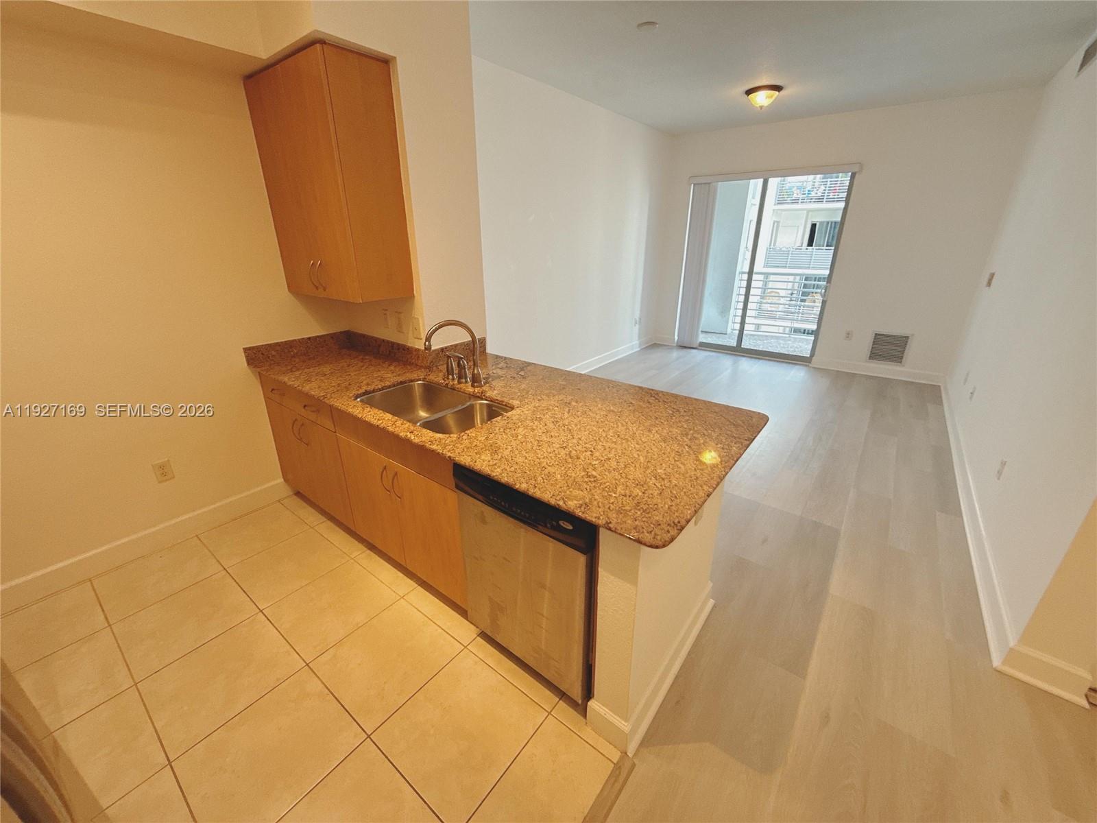 1830 Radius Dr # 1121, Hollywood FL 33020 photo 3