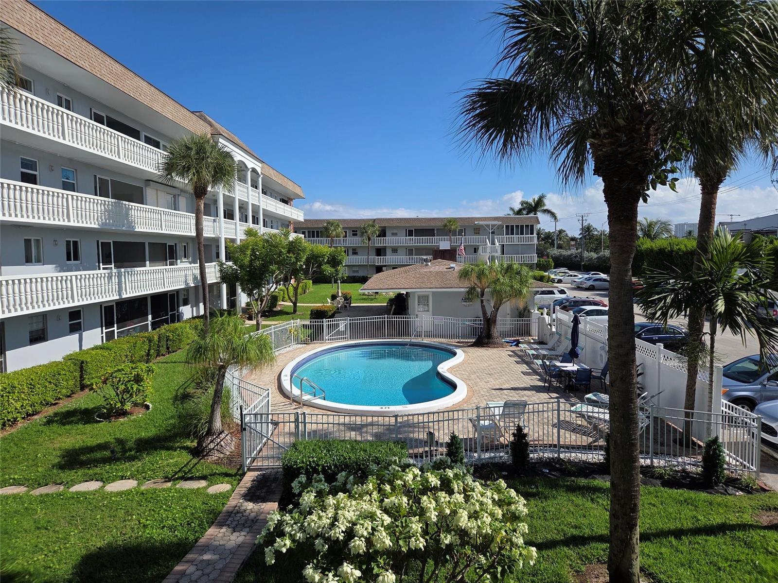 1971 SE 5th Court # 101e, Pompano Beach FL 33060