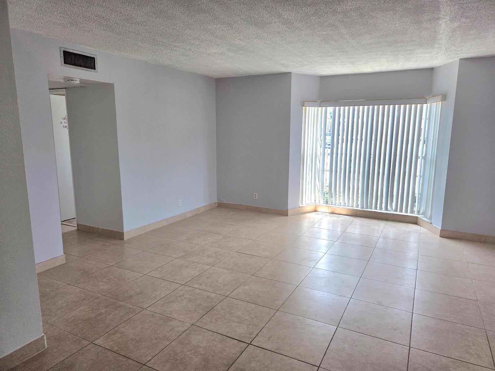 1971 SE 5th Court # 101e, Pompano Beach FL 33060 photo 5
