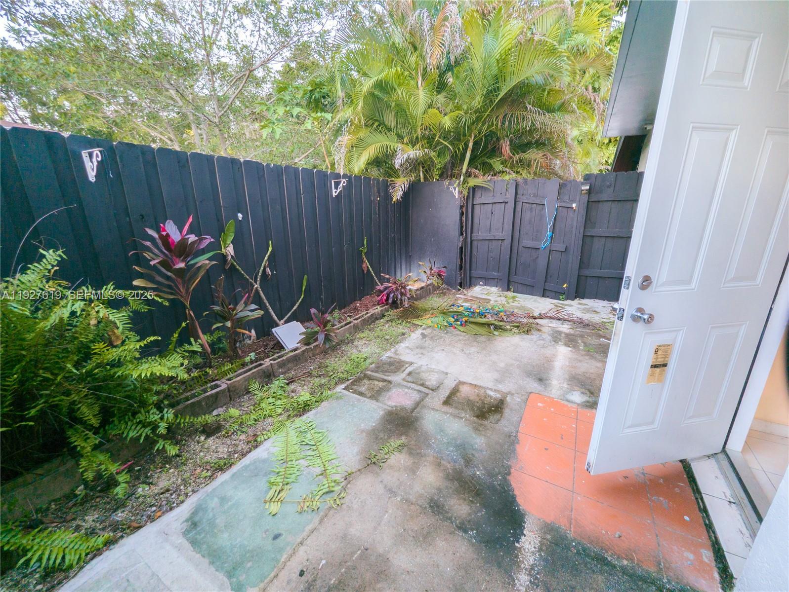2575 SW 59th Ave # 2, Miami FL 33155 photo 2