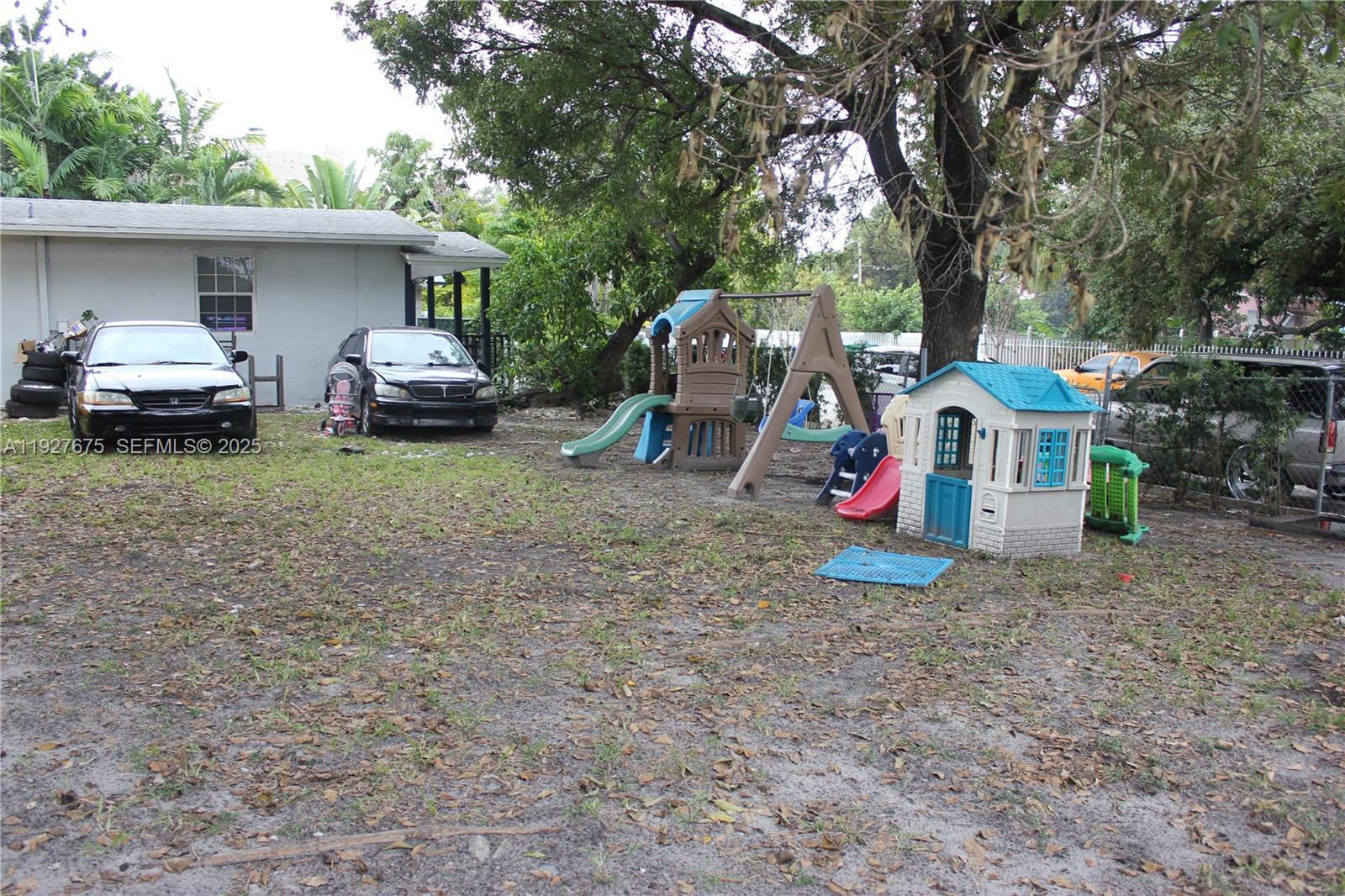 5575 NE 3rd Ave, Miami FL 33137 photo 5