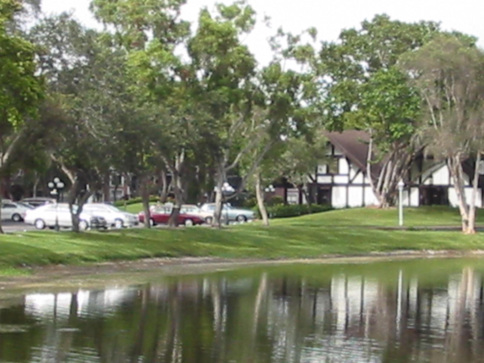 3660 Inverrary Drive # 2C, Lauderhill FL 33319