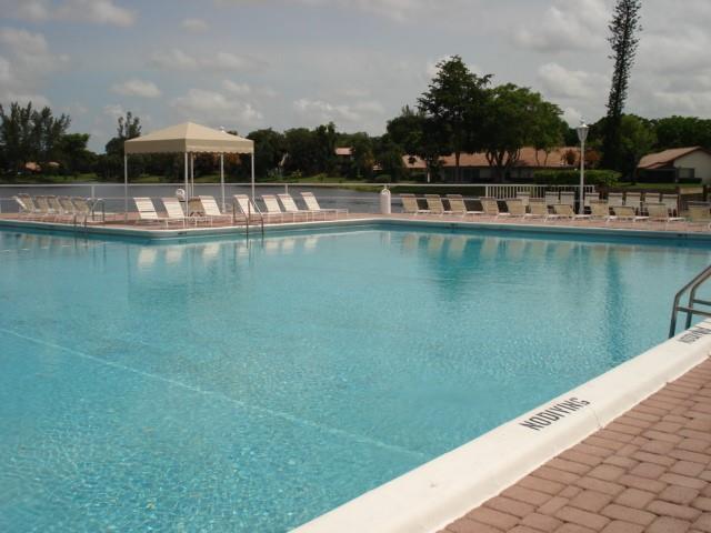3660 Inverrary Drive # 3F, Lauderhill FL 33319 photo 4