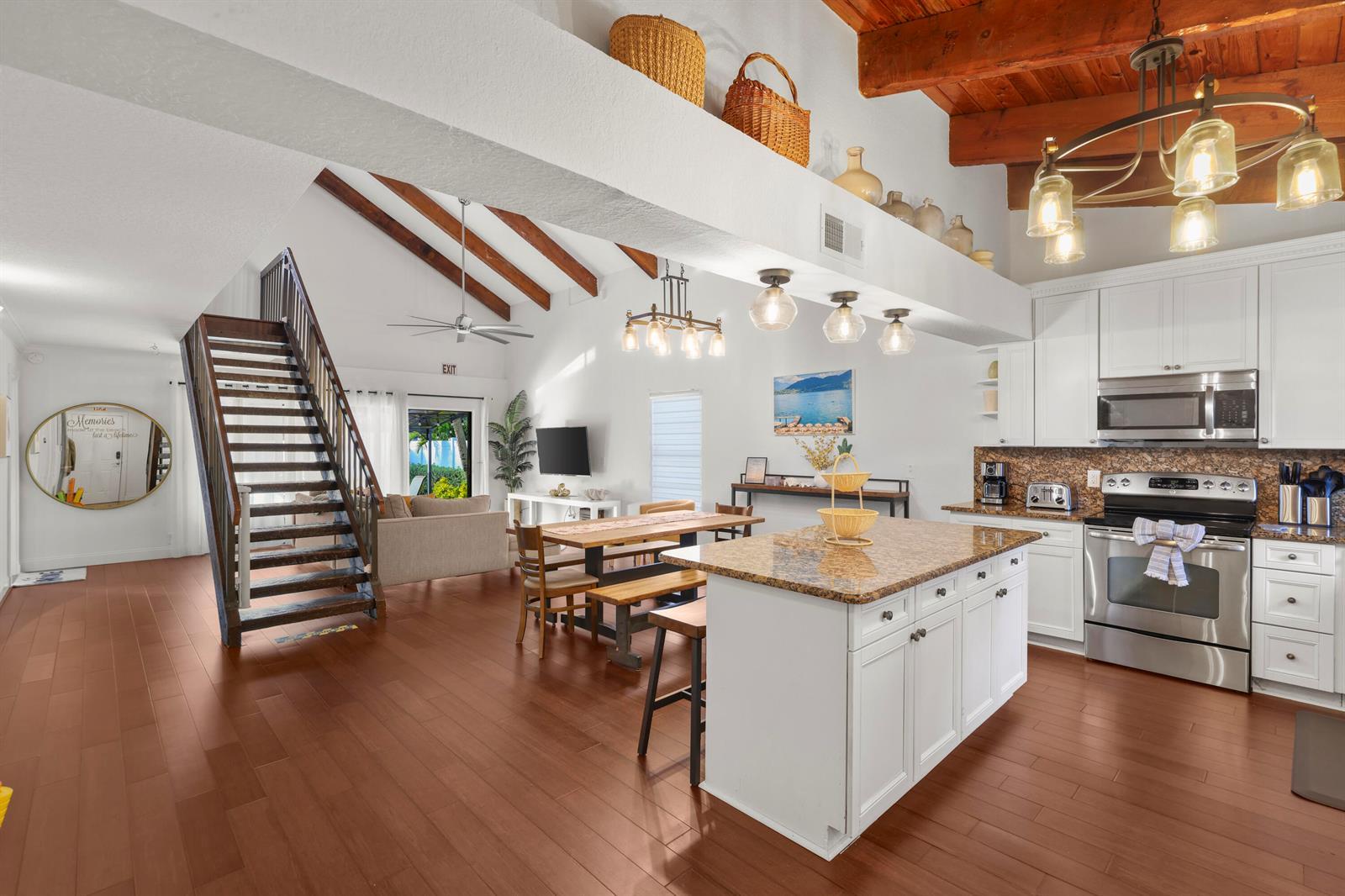 15881 SW 8th Avenue, Delray Beach FL 33444 photo 3