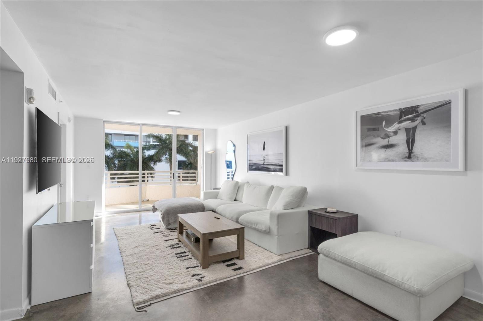 1401 Bay Rd # 405, Miami Beach FL 33139