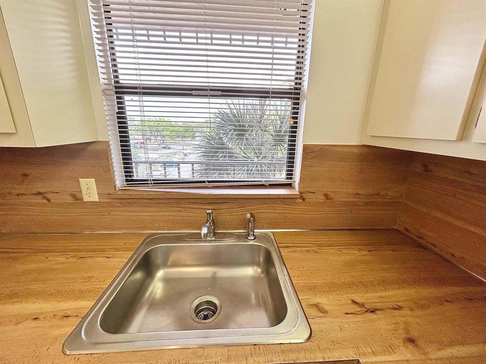 4700 Lucerne Lakes Boulevard W # 407, Lake Worth FL 33467 photo 3