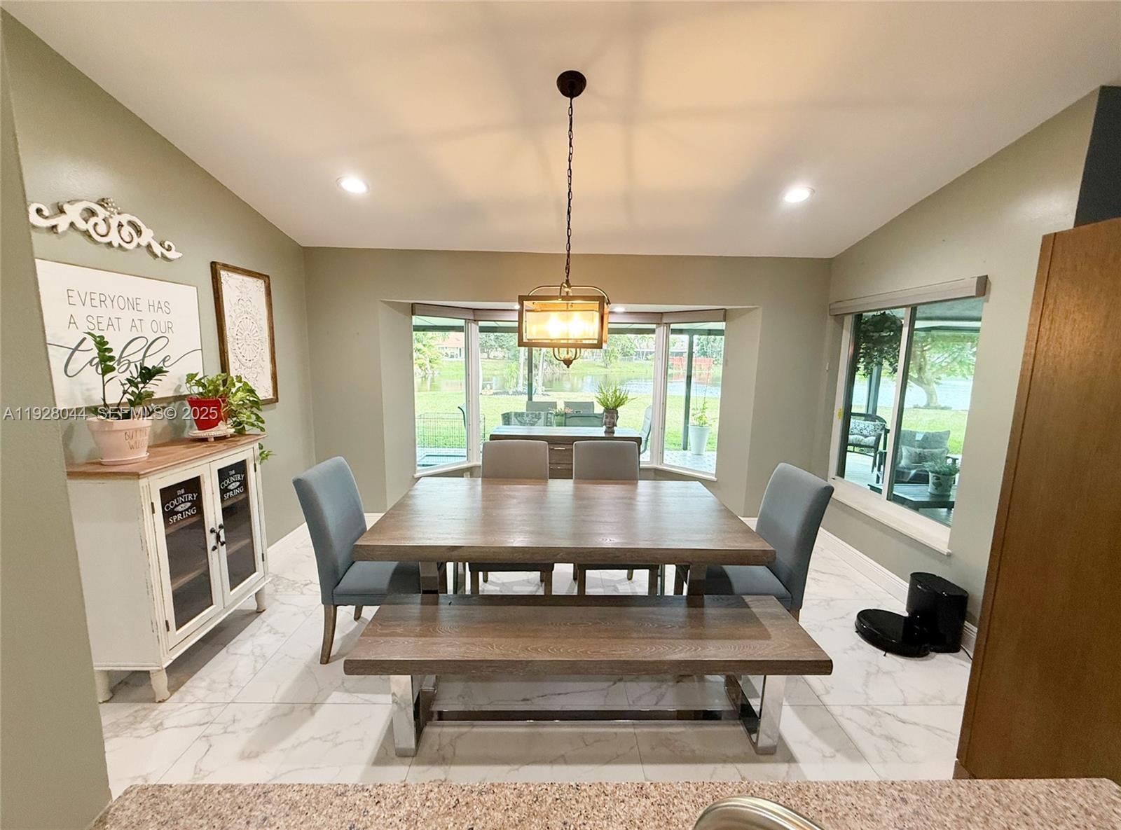 15500 Carriage Ct, Davie FL 33331 photo 5