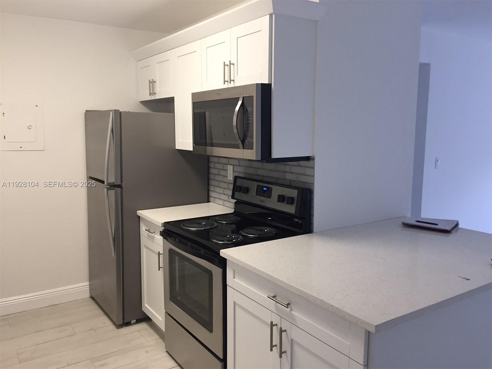 10740 N Kendall Dr # 24, Miami FL 33176 photo 2