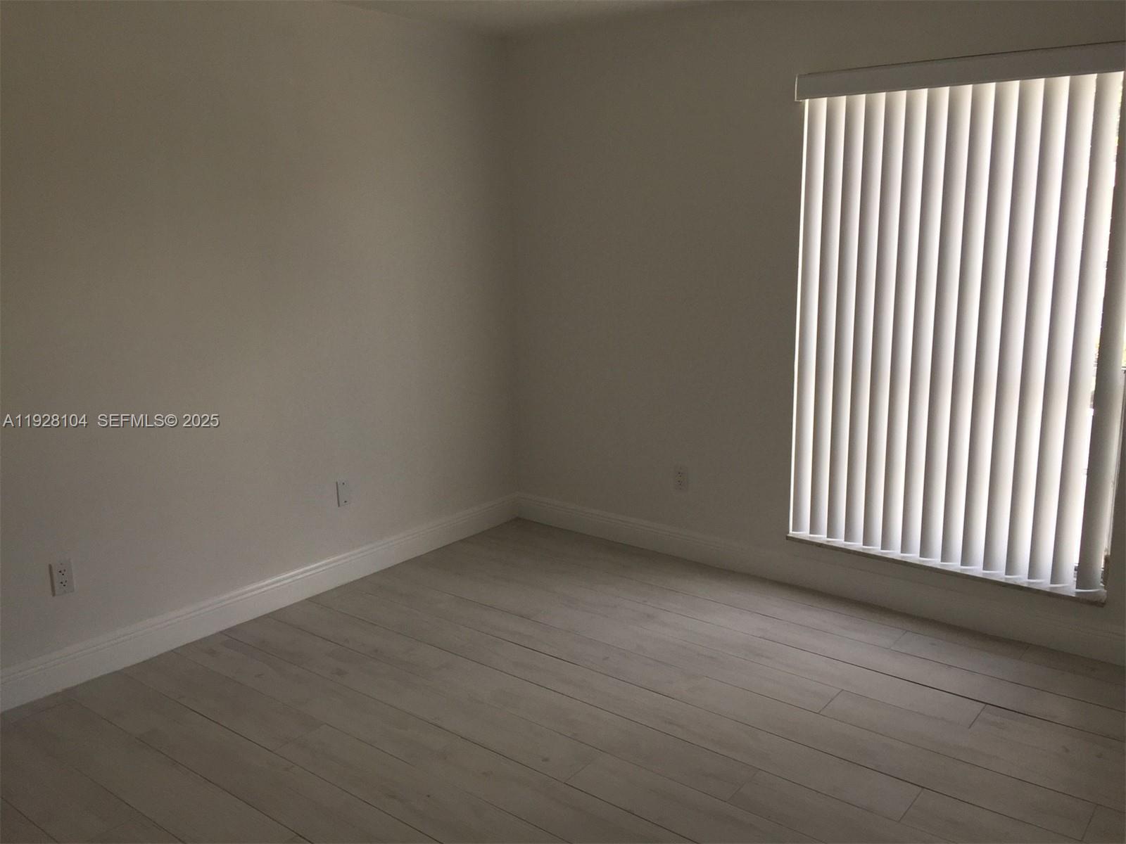 10740 N Kendall Dr # 24, Miami FL 33176 photo 4