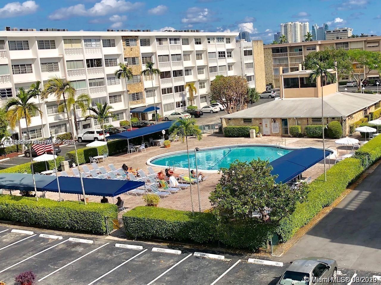 215 SE 3rd Ave # 407B, Hallandale Beach FL 33009 photo 2
