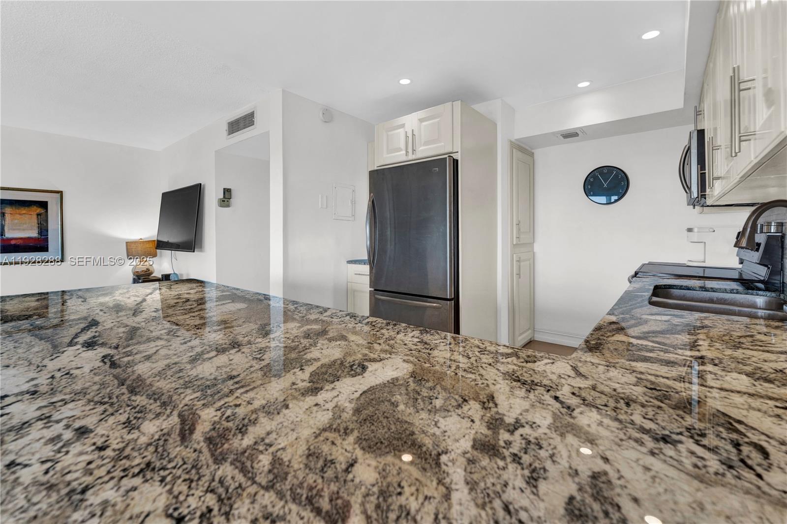 200 Diplomat Pkwy # 729, Hallandale Beach FL 33009 photo 5