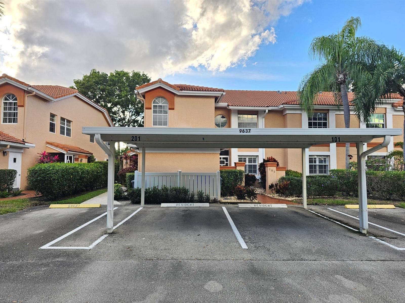 9637 Shadybrook Drive # 201, Boynton Beach FL 33437 photo 2
