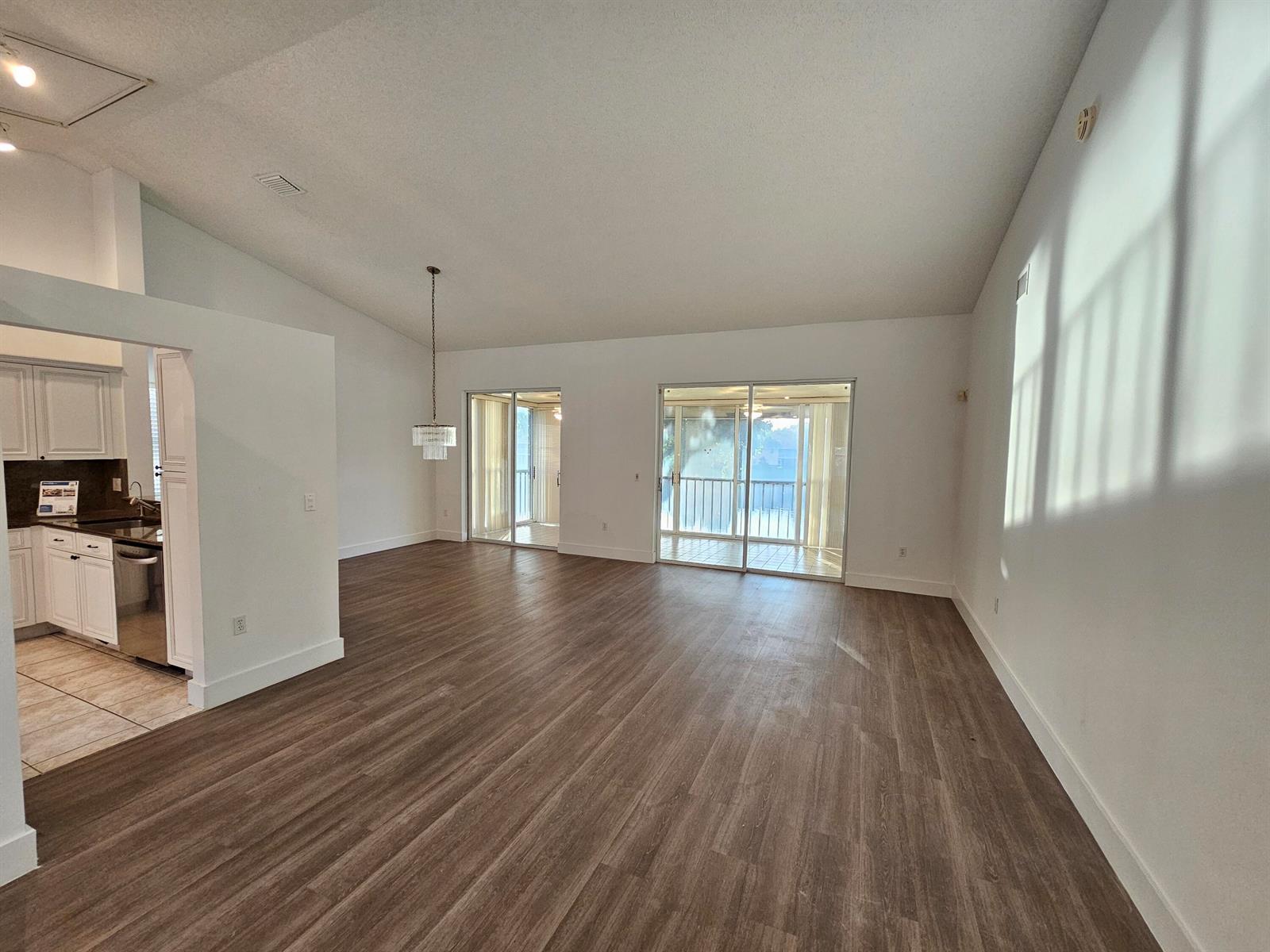 9637 Shadybrook Drive # 201, Boynton Beach FL 33437 photo 5