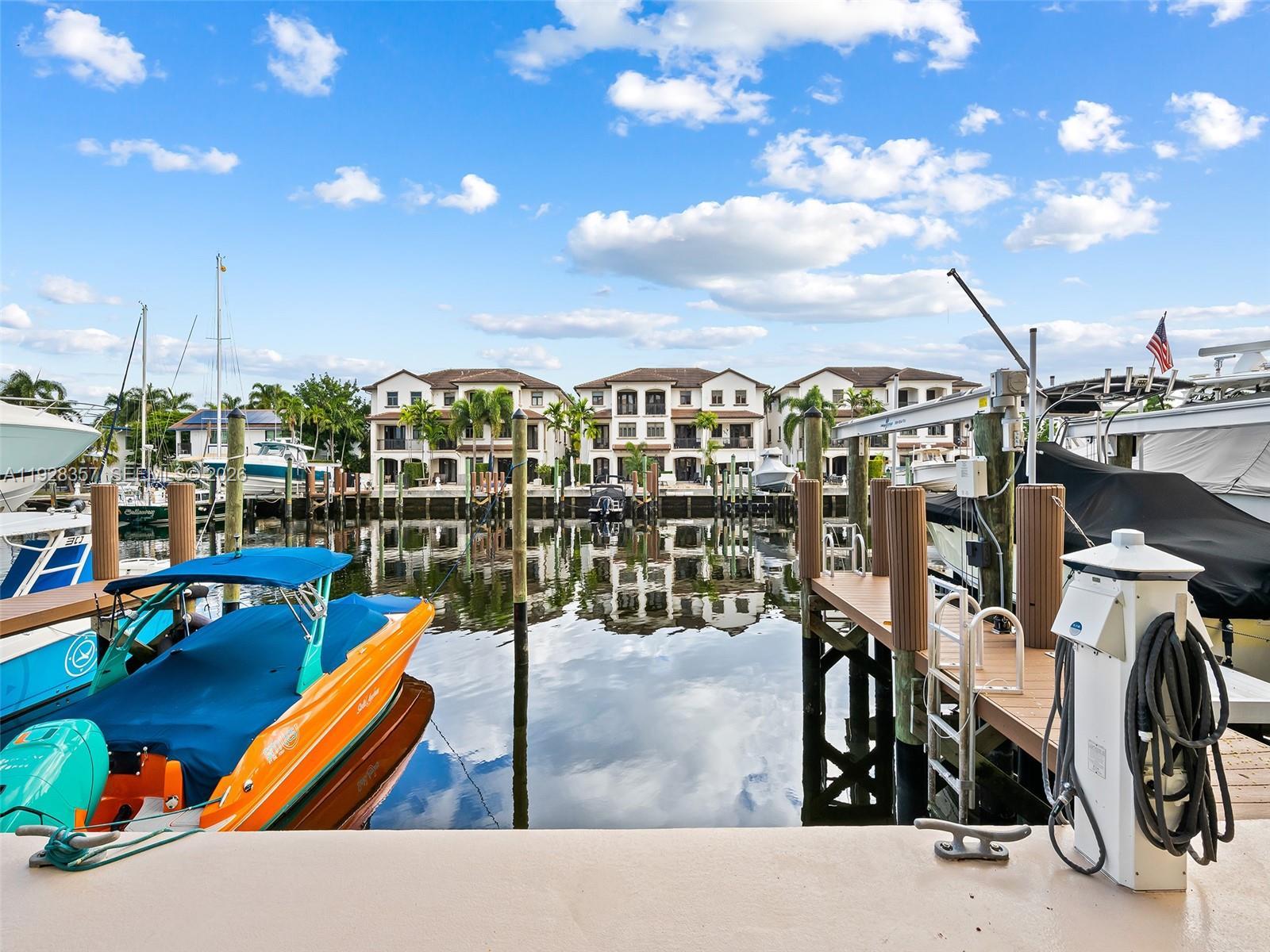 110 Hendricks Isle # 10, Fort Lauderdale FL 33301