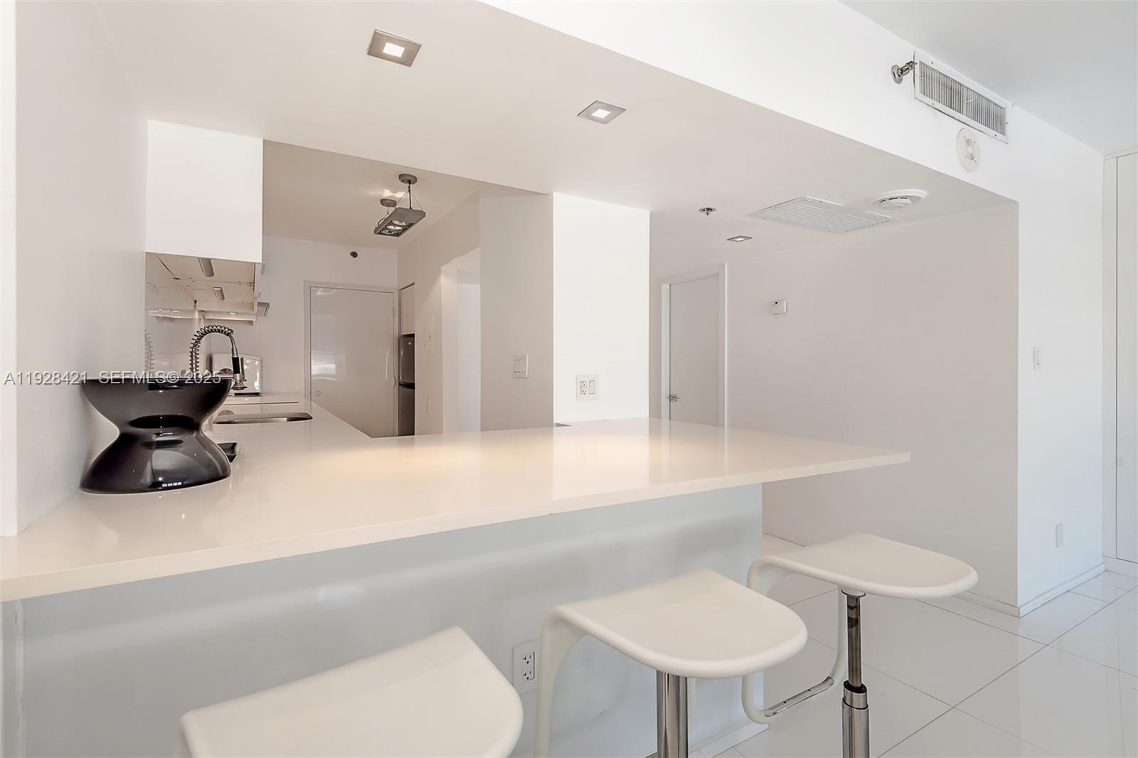 100 Lincoln Rd # 839, Miami Beach FL 33139 photo 5