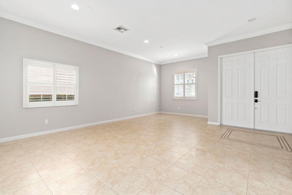 11497 SW Glengarry Court, Port St. Lucie FL 34987 photo 2