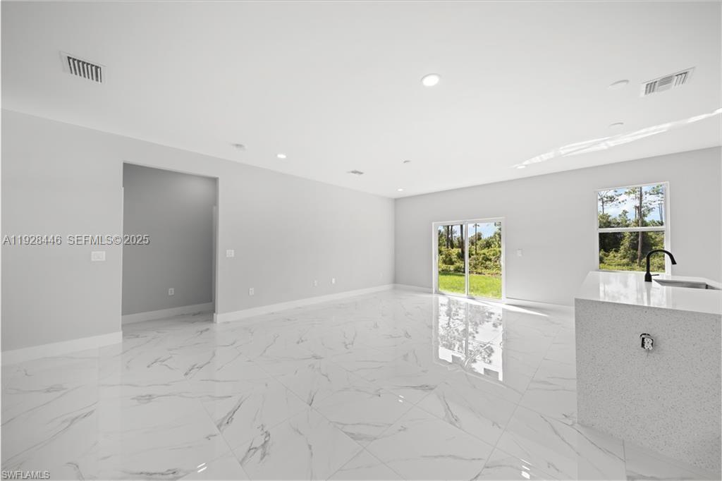 237 COLUMBUS BLVD S, Lehigh Acres FL 33974 photo 4