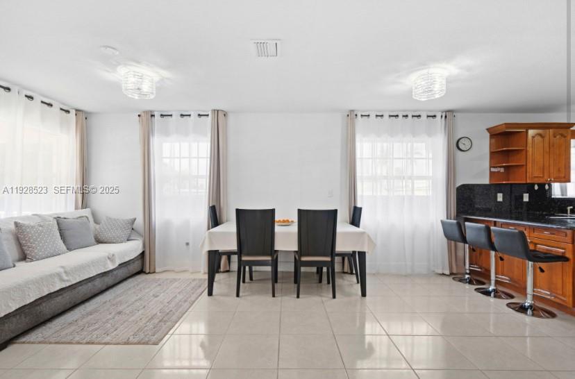 701 NE 6th St, Hallandale Beach FL 33009 photo 3