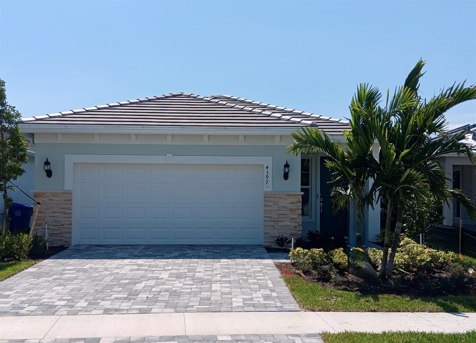 4397 Pinafore Street # 216, Vero Beach FL 32967