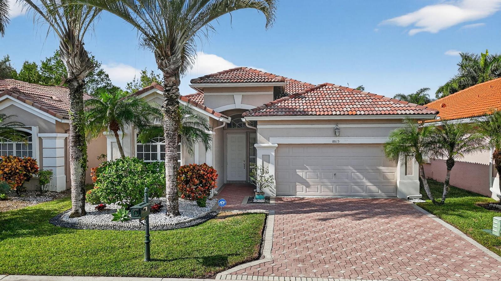 8813 Downing Street, Boynton Beach FL 33472 photo 2