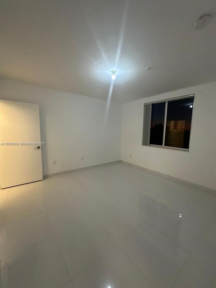2651 NE 212th Ter # 400, Miami FL 33180 photo 4